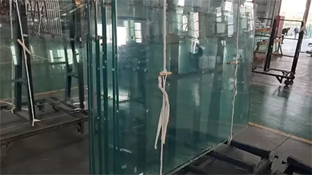 زجاج رقائقي  SGP