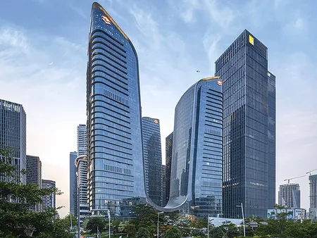 مركز التميز الأول الراقي فيQianhai  - Shenzhen